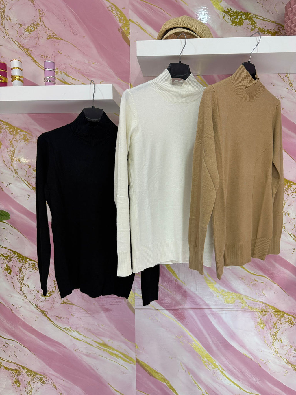 MAGLIONCINO A MANICHE LUNGHE